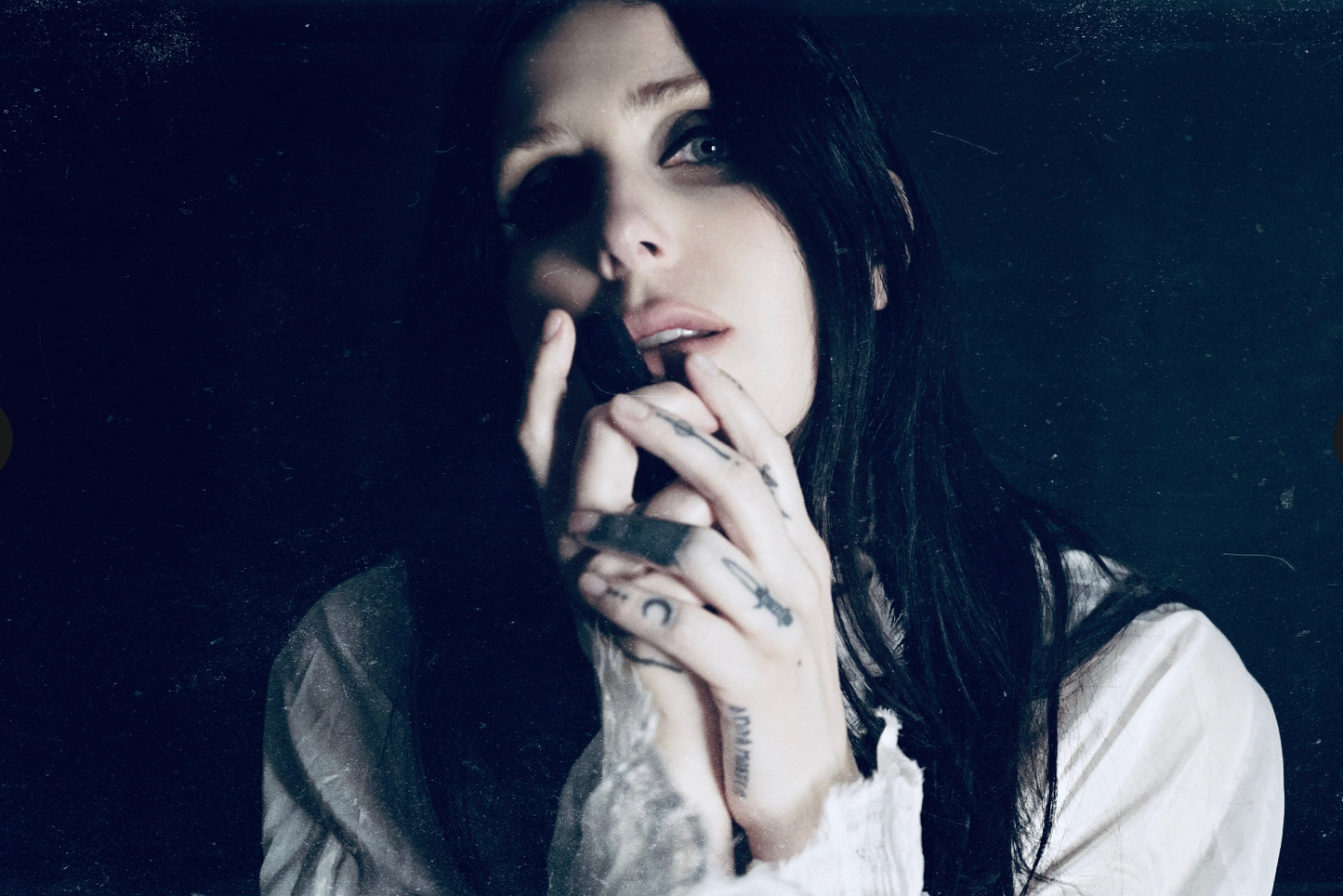 Pëche Obscène Parfum Botanique by Chelsea Wolfe x Lvnea