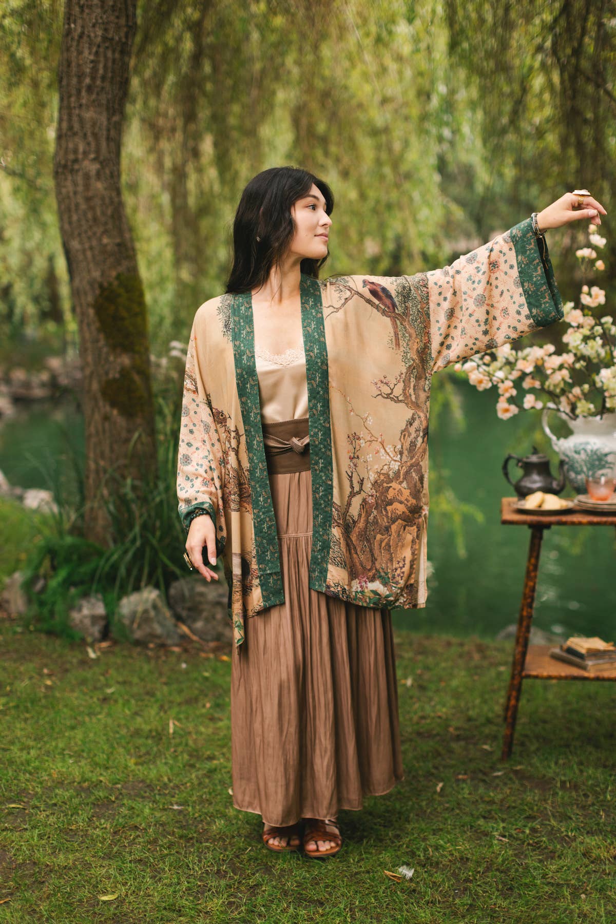 Fable Matinée Duster Kimono w/ Deer and Moon