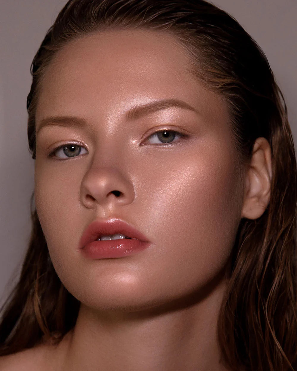 Full-Face Serum Illuminator - Angelic Creature - Luminous Rosewater