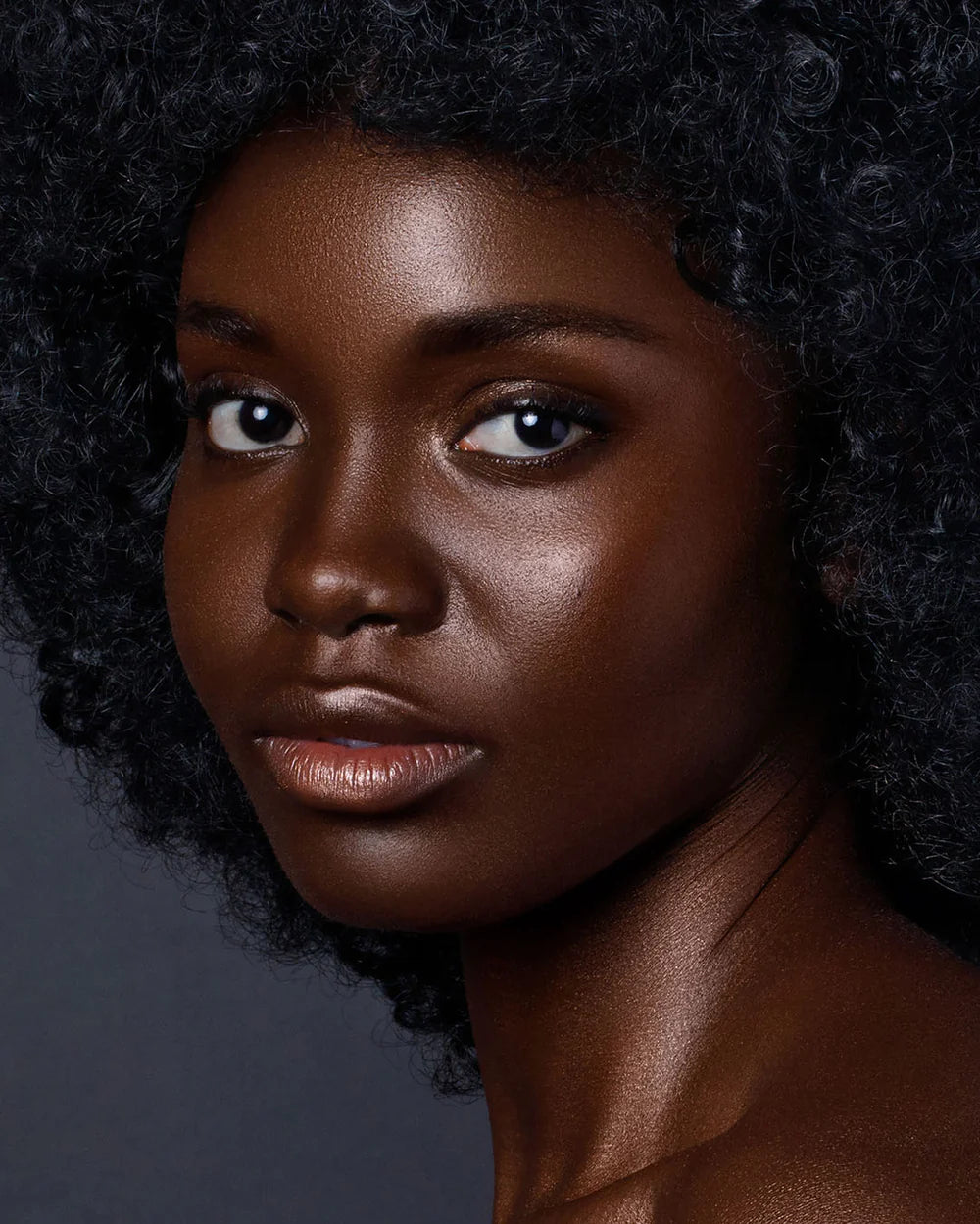 Full-Face Serum Illuminator - Divine Creature - Sunlit Bronze
