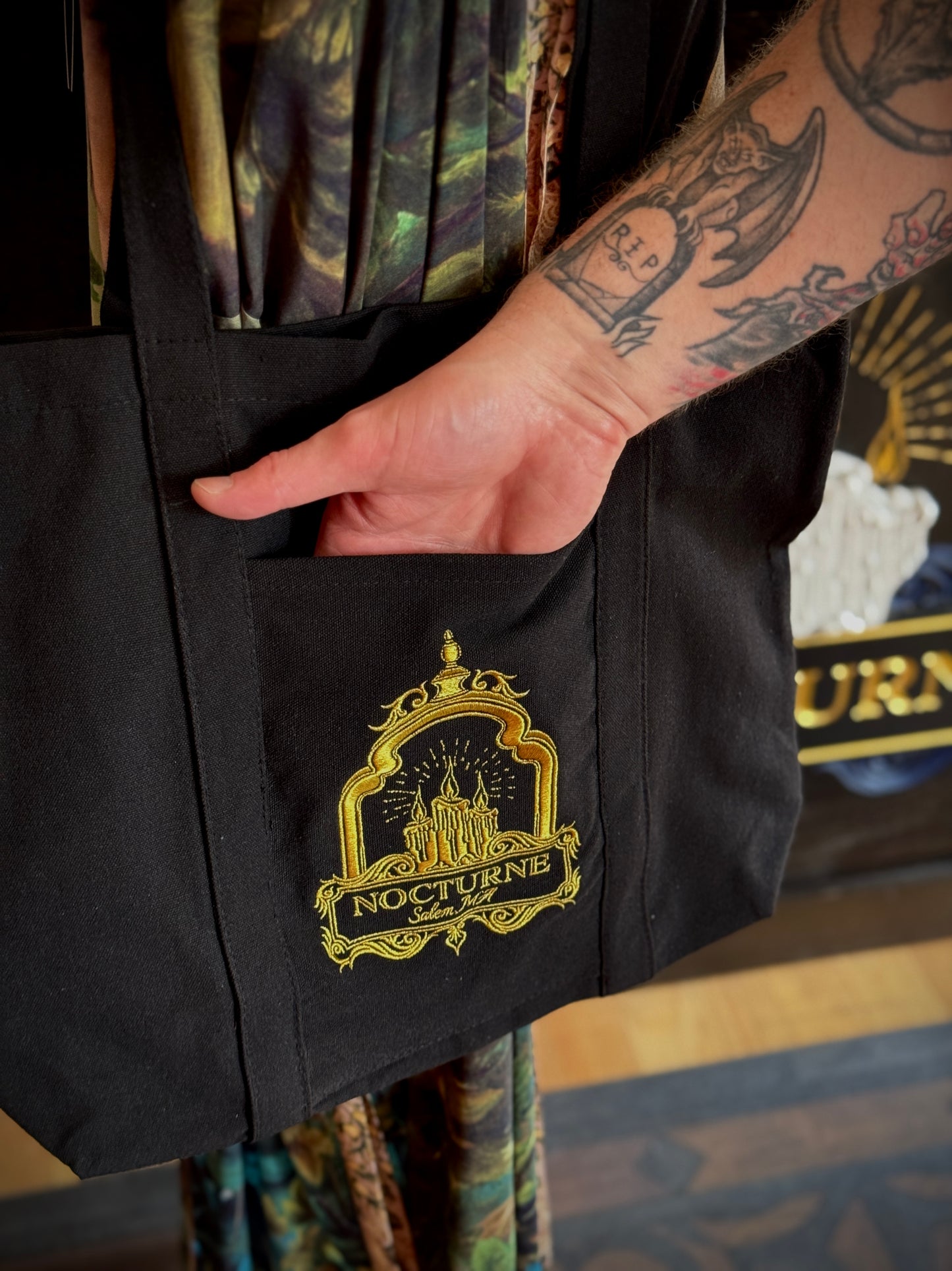 Nocturne Salem Lantern Organic Cotton Tote – A Bit of Everyday Salem Magic