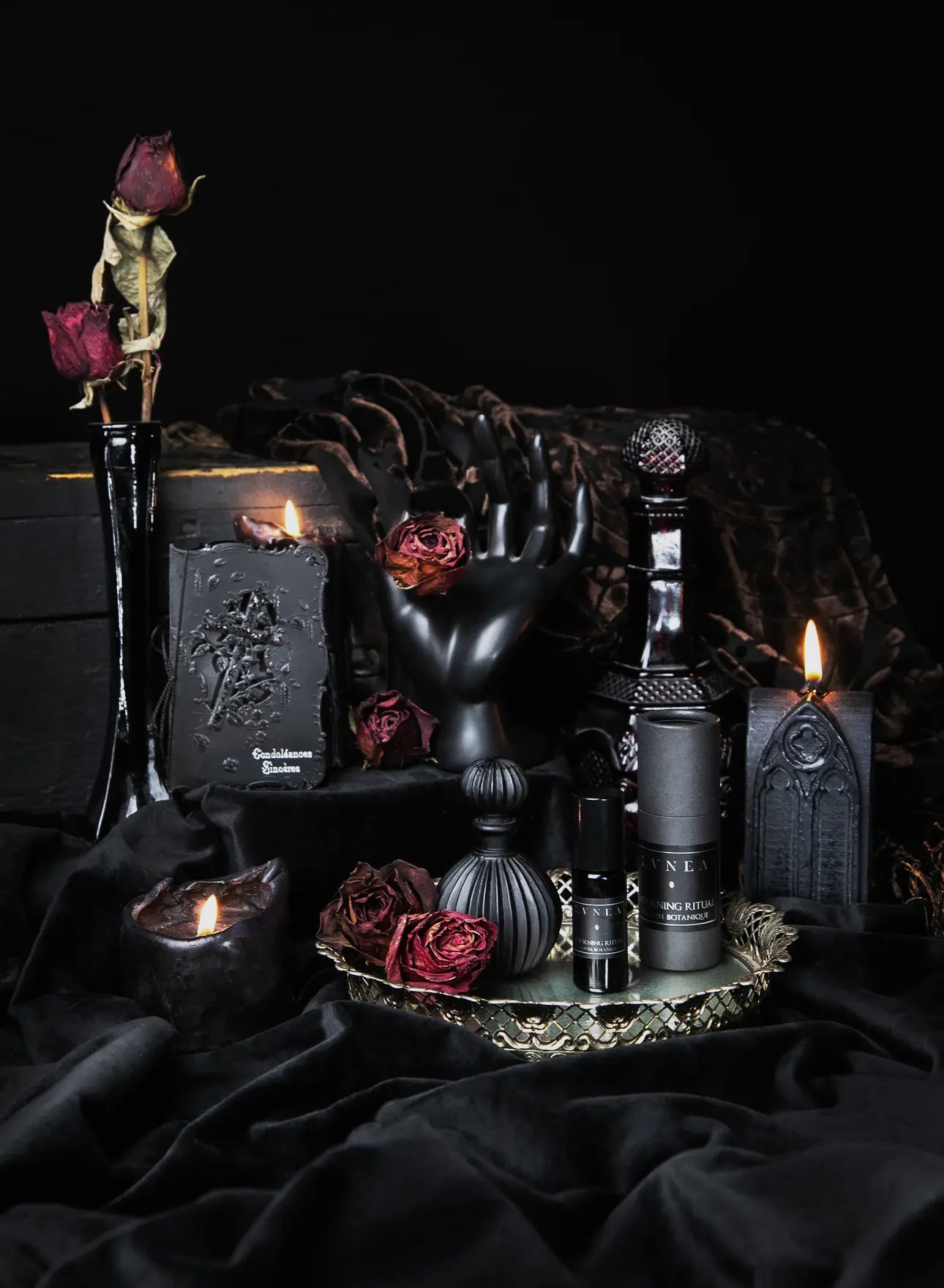 Mourning Ritual Parfum Botanique - Lvnea