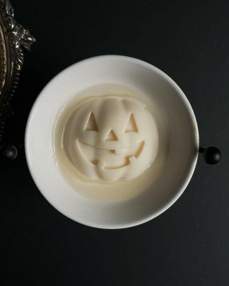 Witching Hour Pumpkin Wax Melt by Graveyard Wanders