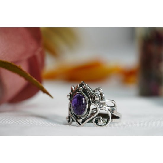 Witchy Sterling Silver Amethyst Ring - Nocturne LLC
