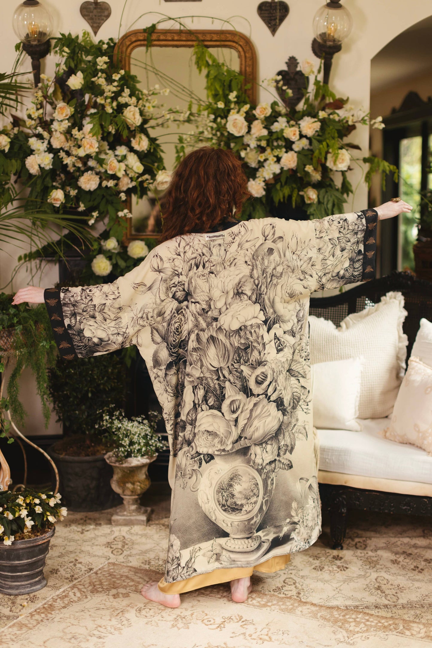 Honey & The Moon Opera Duster Kimono Robe w/ Florals & Bees