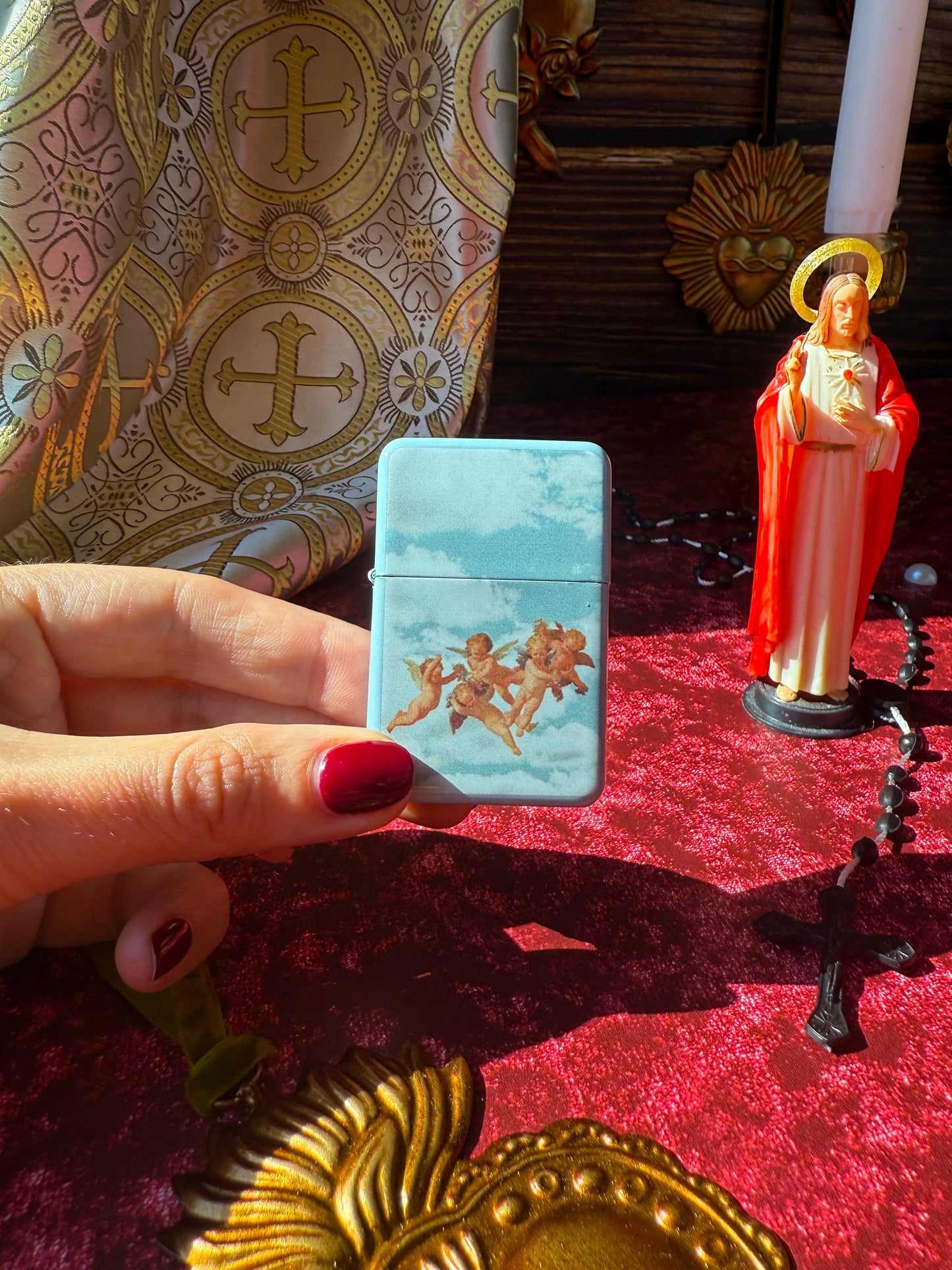 Cherubs Lighter