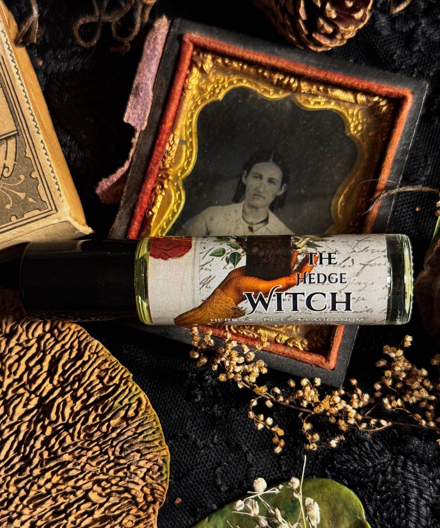 The Hedge Witch- (sweet tobacco & herbs)