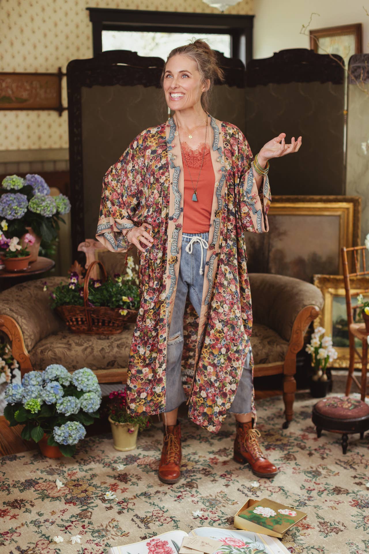 Art of Life Kimono w/ Flower Palette Print