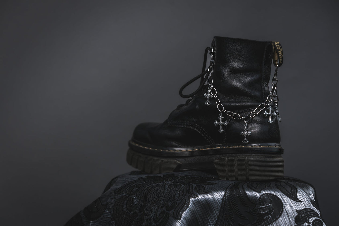 Silent Vow Boot Charm