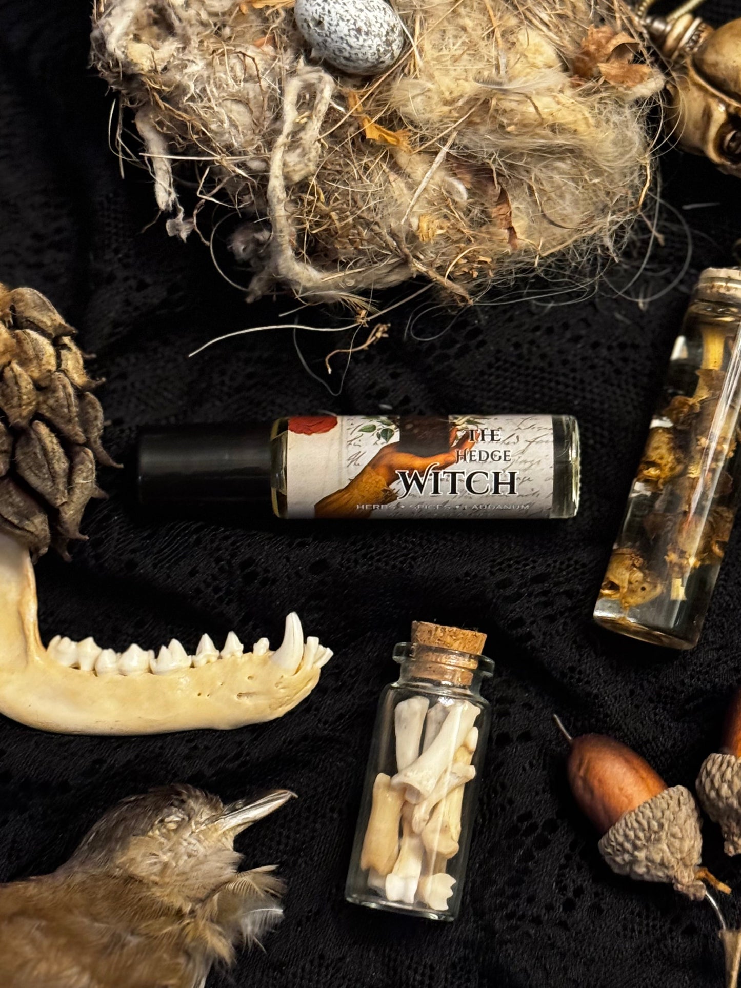 The Hedge Witch- (sweet tobacco & herbs)