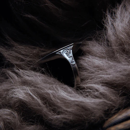 Shield of Ilmarë Ring