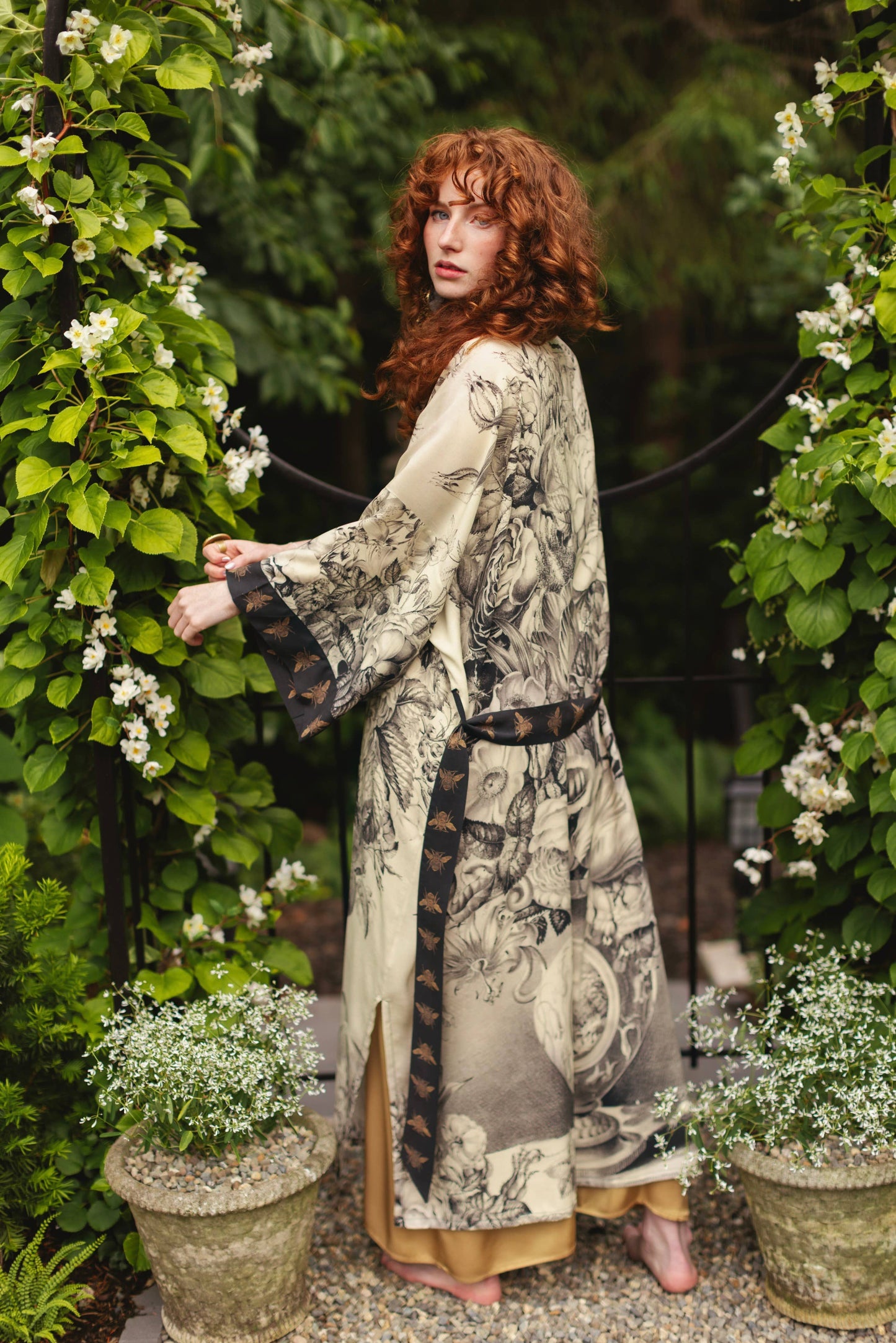 Honey & The Moon Opera Duster Kimono Robe w/ Florals & Bees