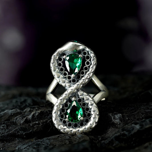 🐍 Ouroboros Infinity Snake Ring