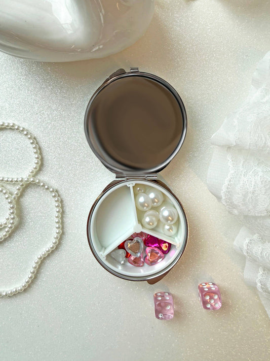 Swan Pill Case