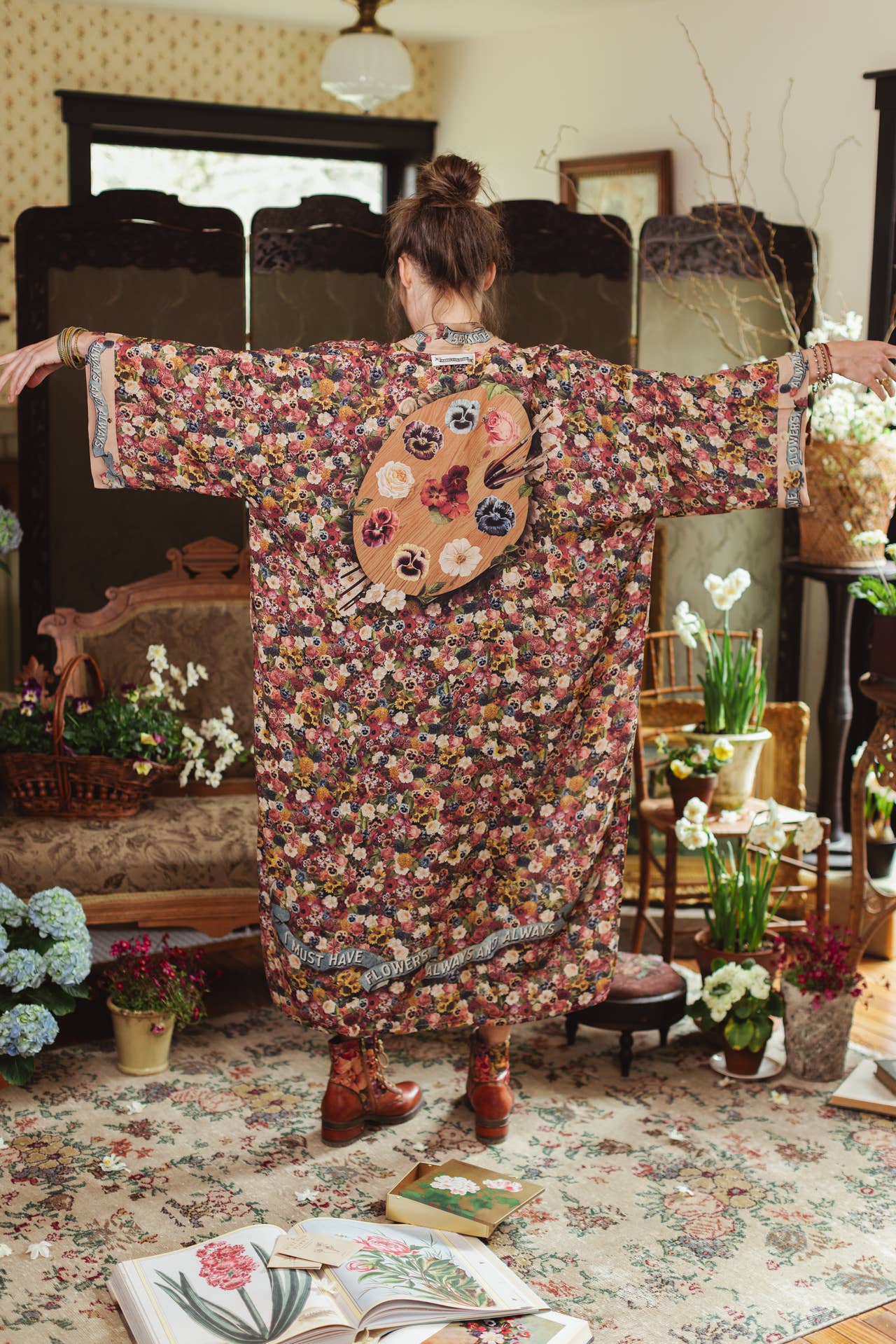 Art of Life Kimono w/ Flower Palette Print