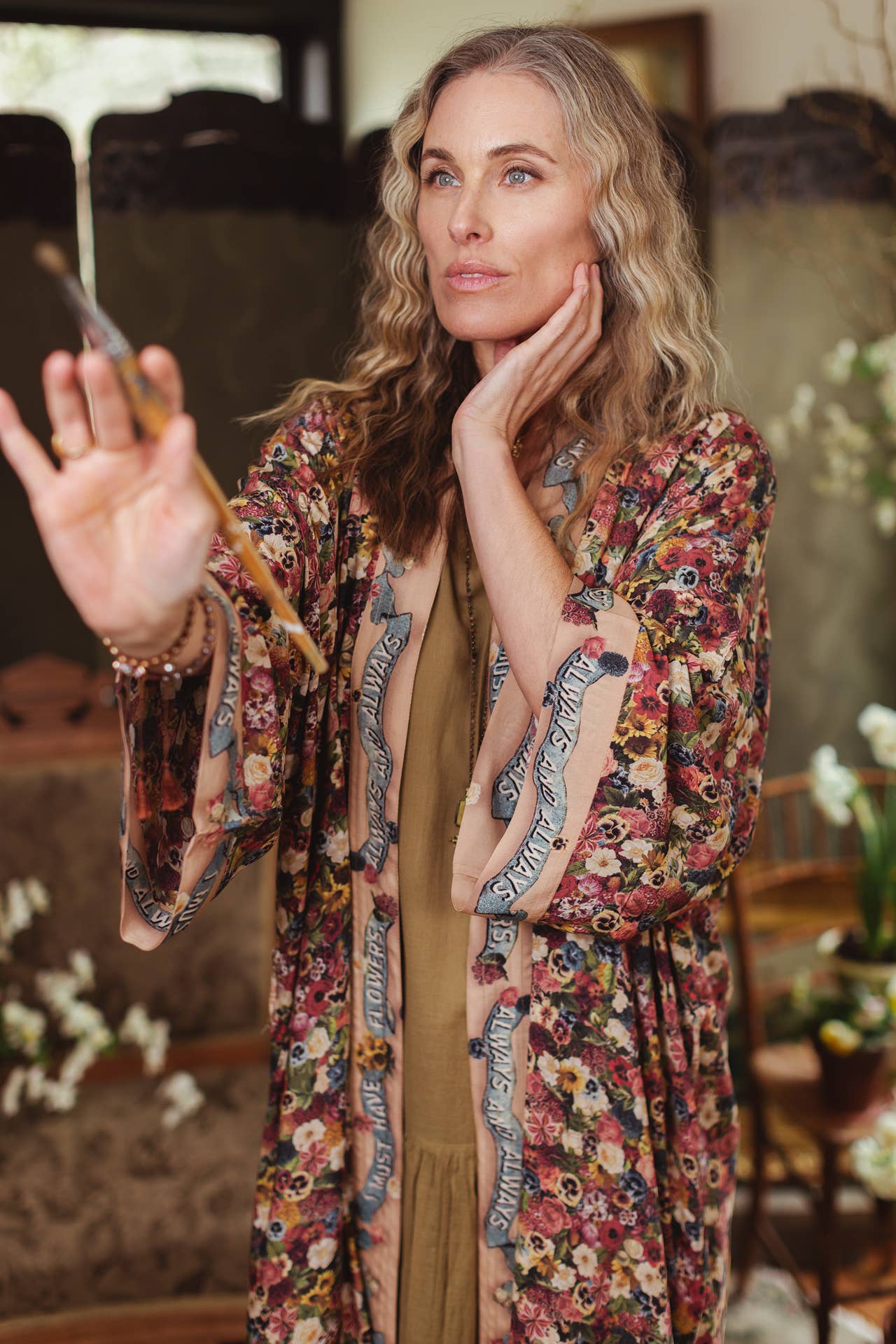 Art of Life Kimono w/ Flower Palette Print