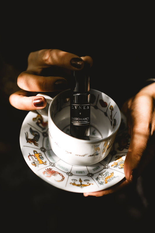 Tasseomancy Parfum Botanique - Lvnea