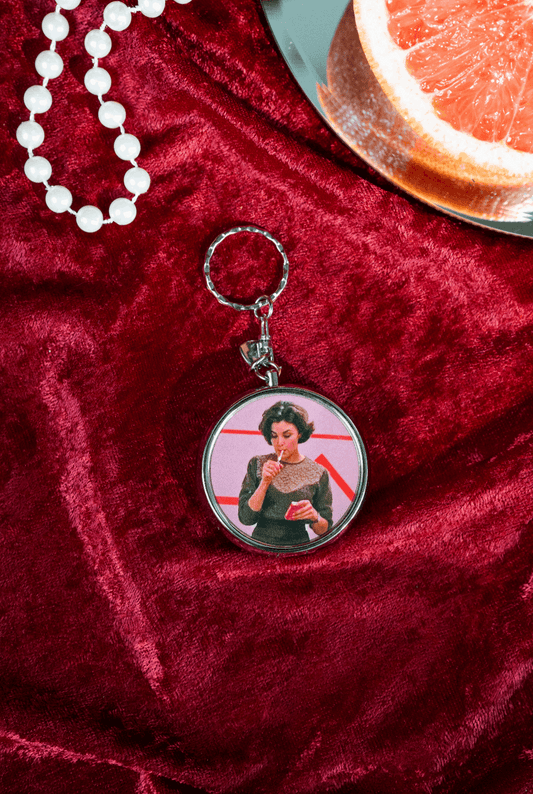 Audrey Ash Tray Keychain