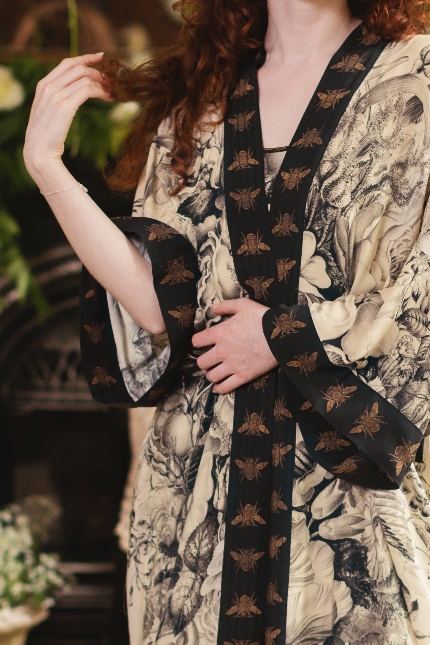 Honey & The Moon Opera Duster Kimono Robe w/ Florals & Bees