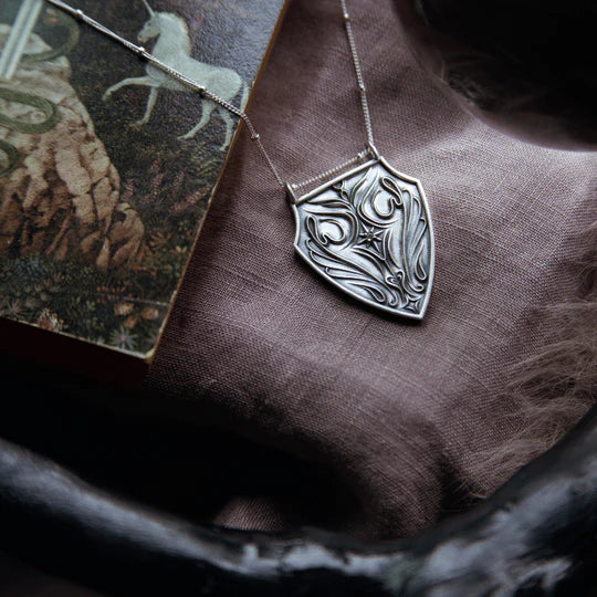 Shield of Ilmarë Necklace