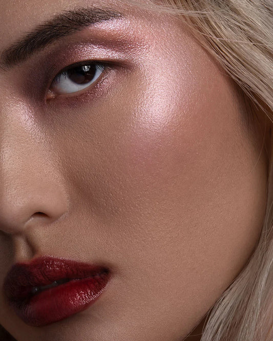Rare Light Crème Luminizer: Aurora