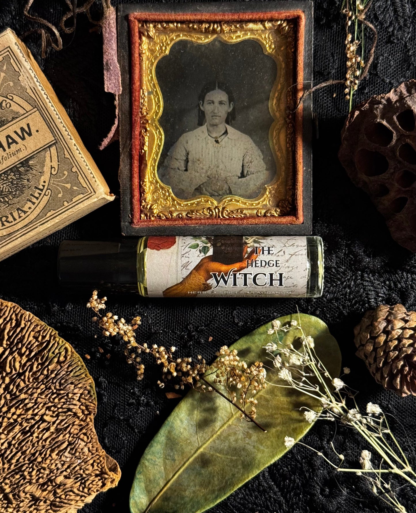 The Hedge Witch- (sweet tobacco & herbs)