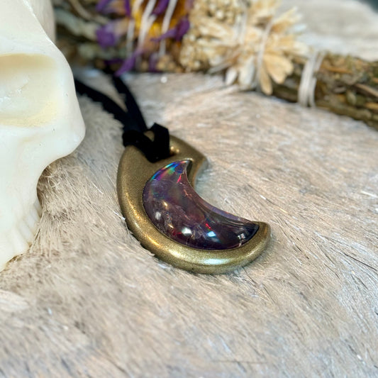 Bowie Quartz Moon Necklace in Gold