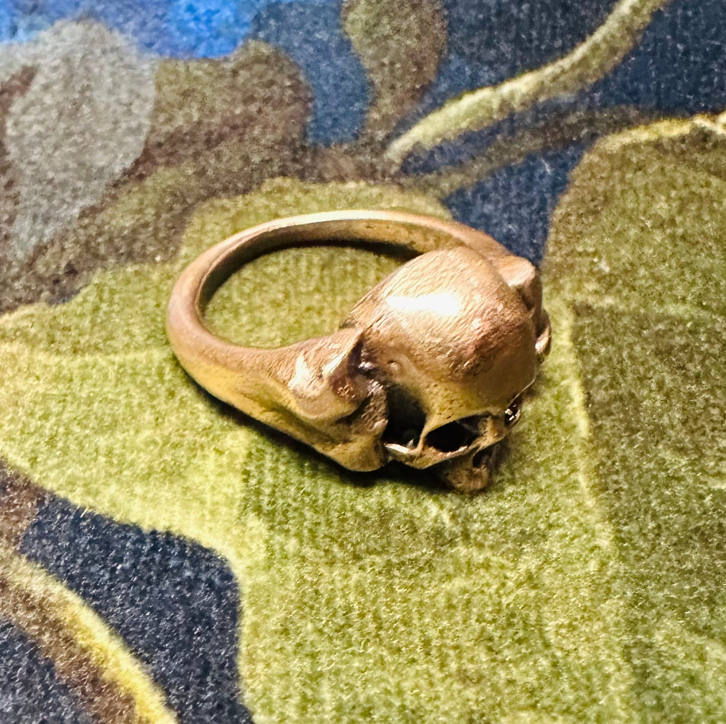 Sinister Sepulcher Skull Ring in Bronze by Julian the 2nd