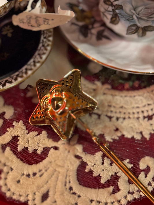 Gold Star Tea Steeper with Handle