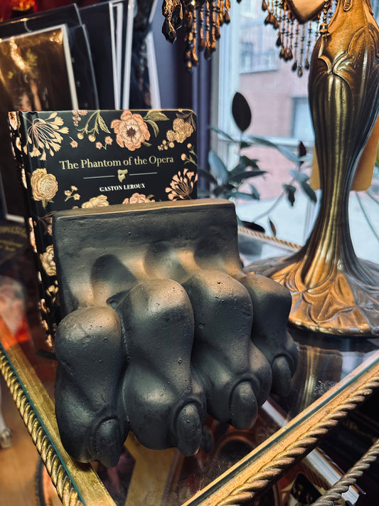 Lion Paw Bookends in Obsidian Black