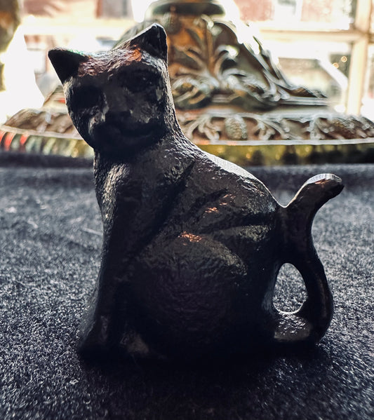 Mini Cast Iron Protective Cats