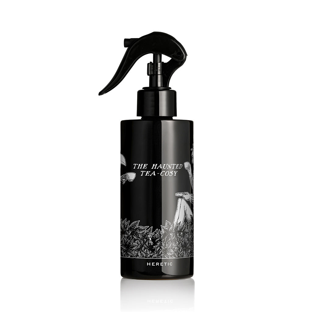 THE HAUNTED TEA-COSY ROOM SPRAY