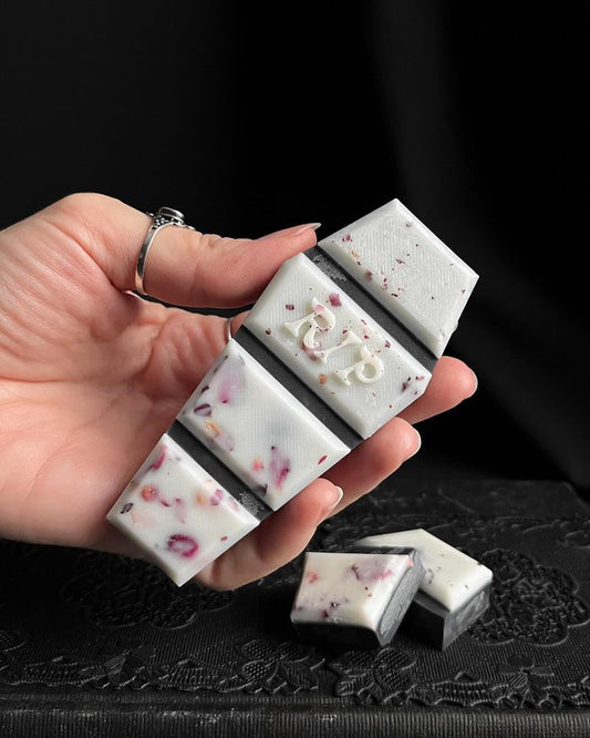 Coffin Snapbar Wax Melt ~ Laid to Rest ~ Graveyard Wanders