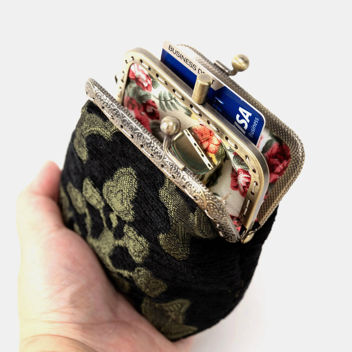 VICTORIAN BLOSSOM BLACK/GREEN DOUBLE KISS CLASP COIN PURSE