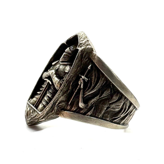 Pendragon Ring in Bronze and White Bronze by Julian the 2nd