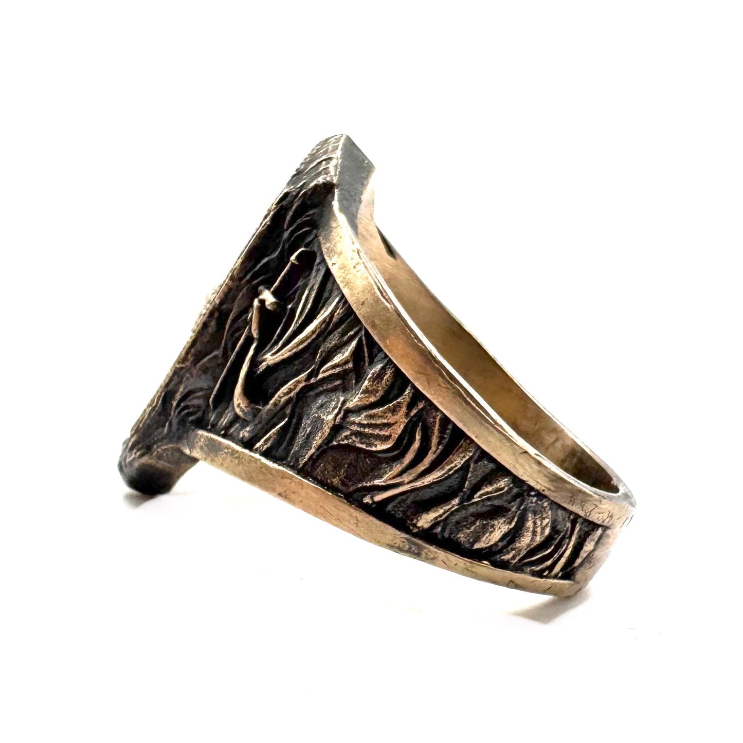 Pendragon Ring in Bronze and White Bronze by Julian the 2nd