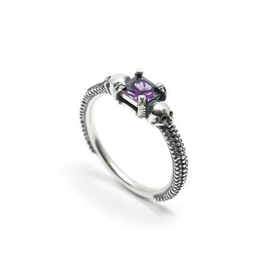 Mini Maus Amethyst Skull Ring