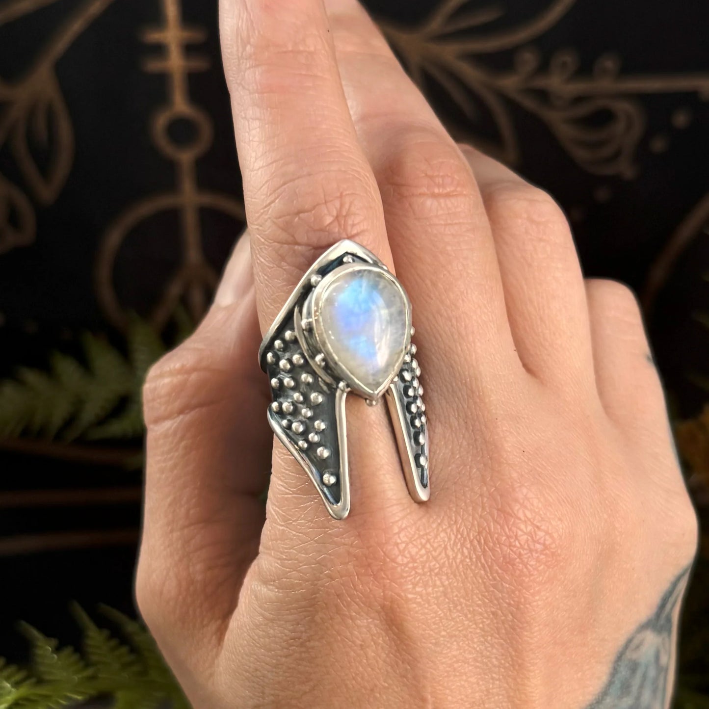 Cygnus Ring // Rainbow Moonstone