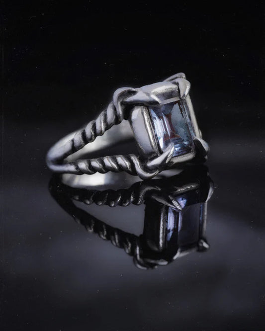 Black Onyx Harpy Ring