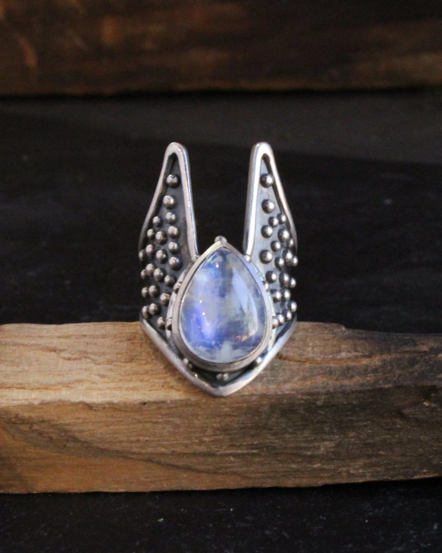 Cygnus Ring // Rainbow Moonstone