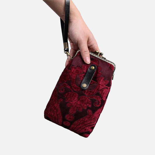 Queen Wine Carpet Phone Case