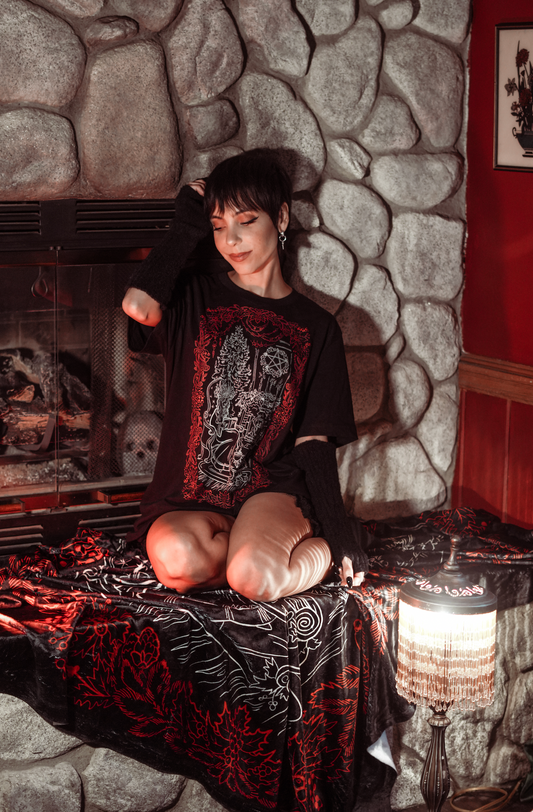Yule Witch Tee