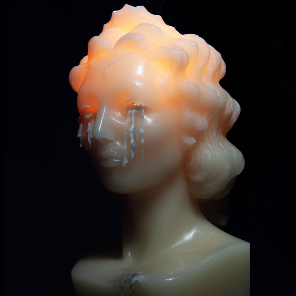WEEPING BUST