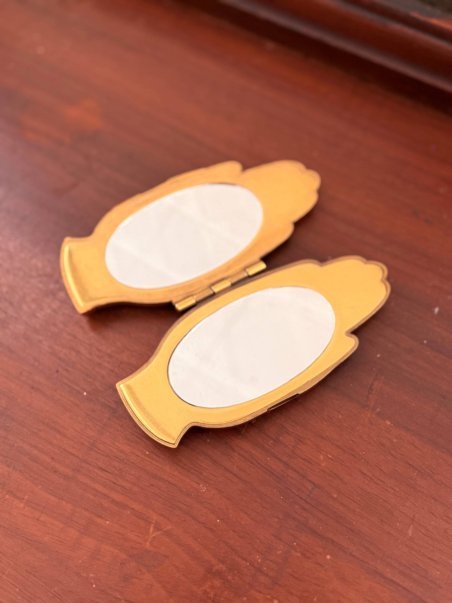 Handheld Compact