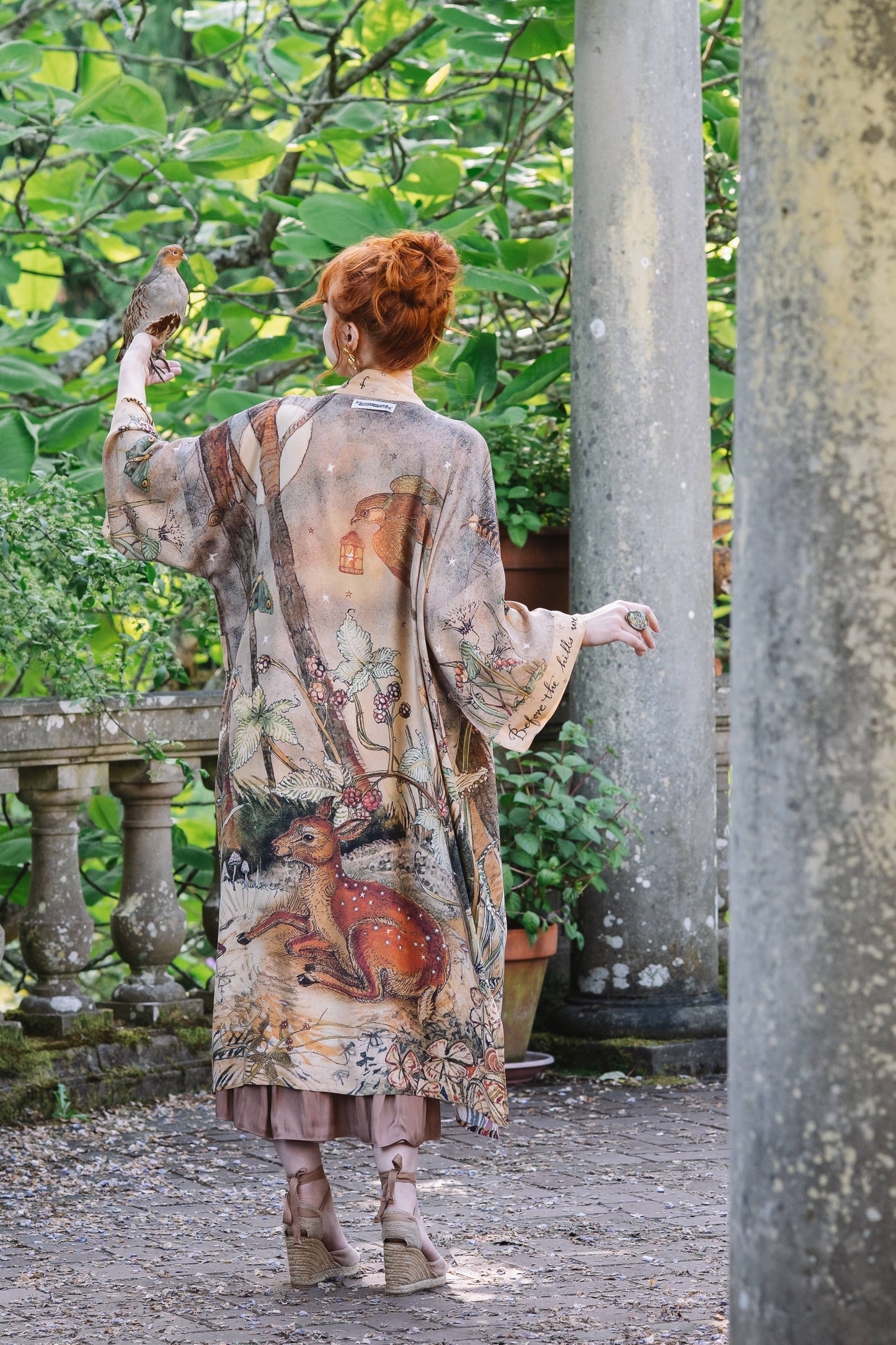 Lovelight Opera Duster Kimono Robe w/woodland deer & swallow