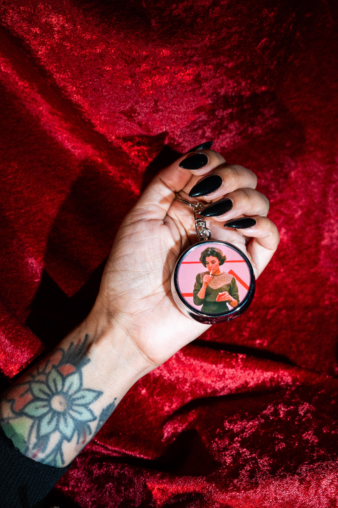 Audrey Ash Tray Keychain