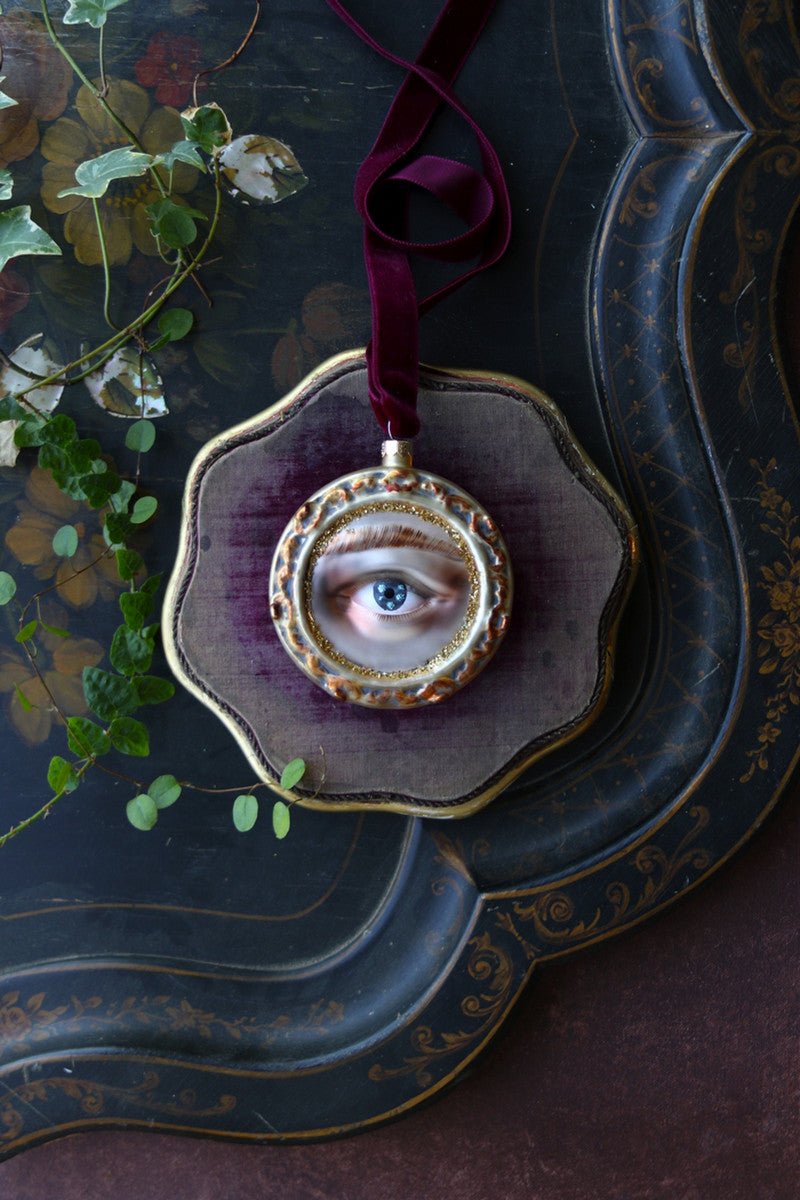 Fortune Teller Lover's Eye Ornament - Curiosity Collection - Nocturne LLC