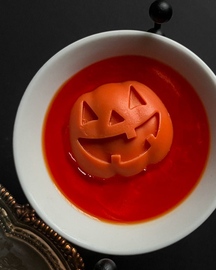Pumpkin Wax Melt ~ Spiced Pumpkin, Cinnamon & Sugar (Samhain Spice) - Nocturne LLC