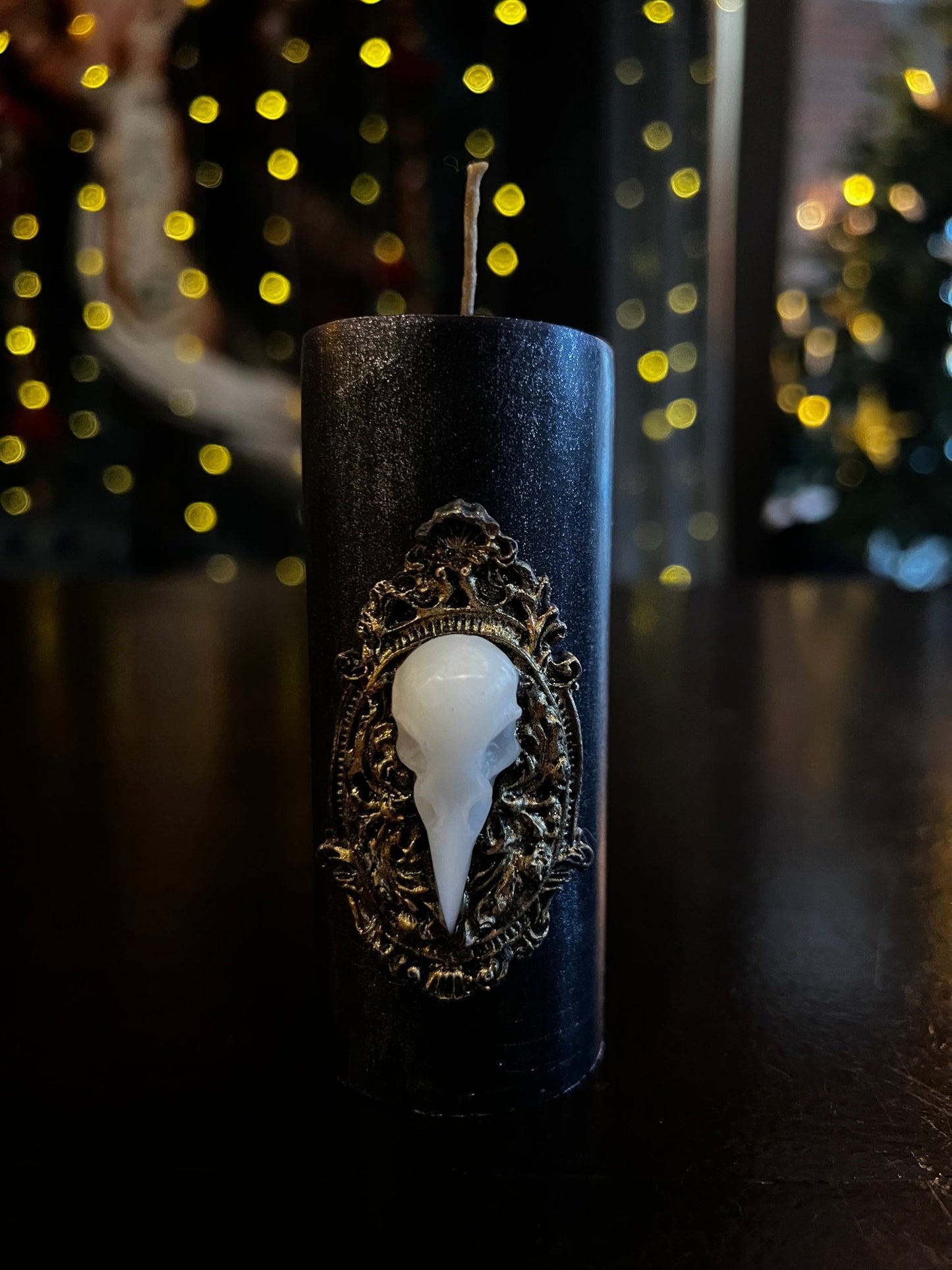The Victorian Crow Candle - Nocturne LLC